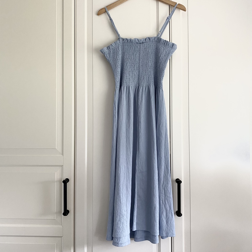 H&M Smocked Midi Dress - Picture 3 of 4